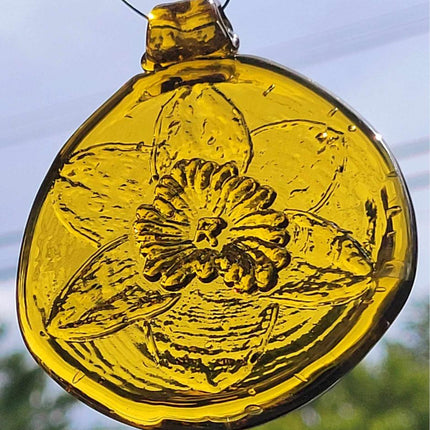 Old Hancock Daffodil Suncatcher