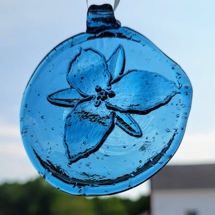Old Hancock Trillium Suncatcher